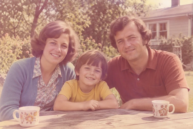 Fictional originally colored family snapshot with washed-out colors and a magenta-yellow cast